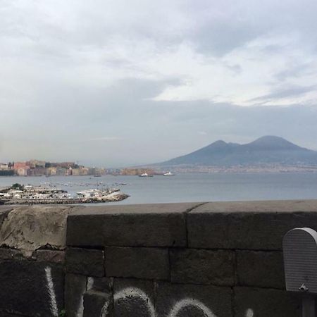 Lisa'S House Apartment Napoli Exterior foto